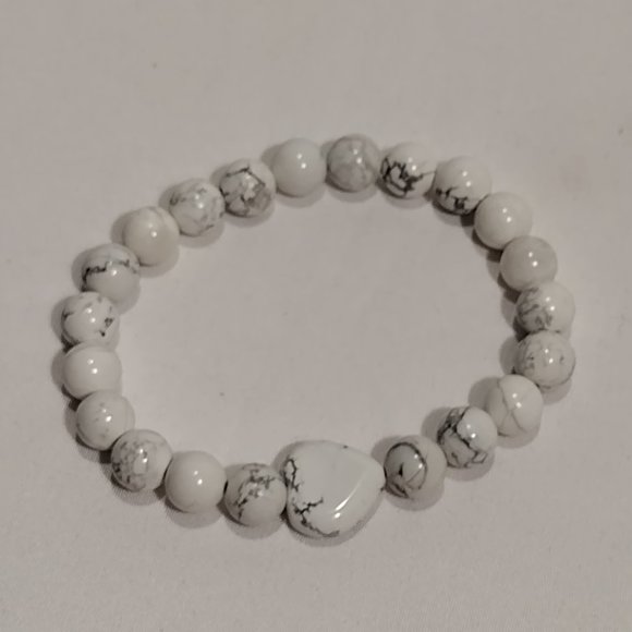 Natural Stone Stretch Bracelet Howlite - Picture 1 of 4